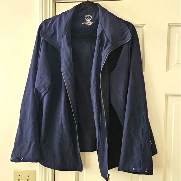 Chico's Jackets & Blazers - Removable hood Chico's Zenergy navy blue light zipup windbreaker jacket